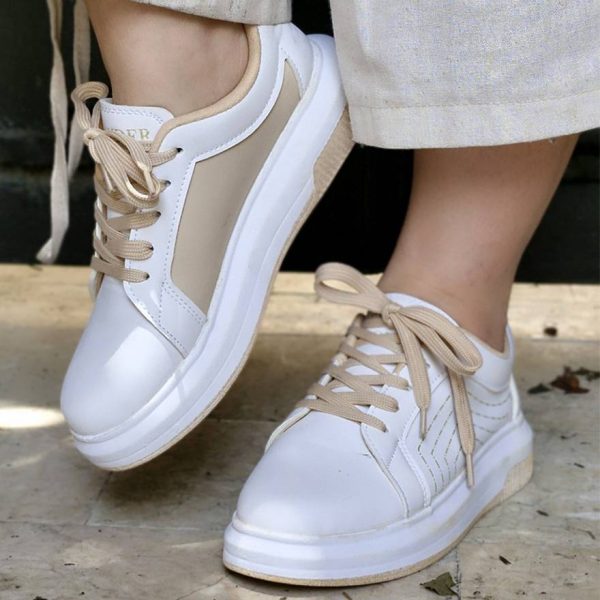 کتونی مک کوین کرم سفید