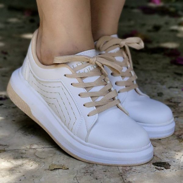 کتونی مک کوین کرم سفید