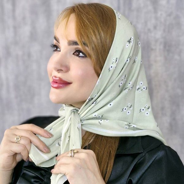 مینی اسکارف گل سفید