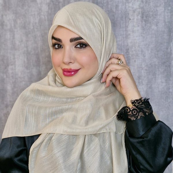 روسری نخی منگوله دار