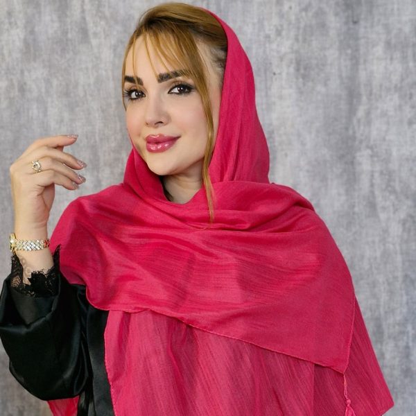 روسری نخی منگوله دار