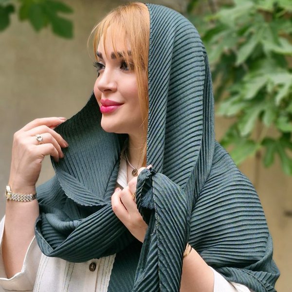 شال پلیسه رنگی