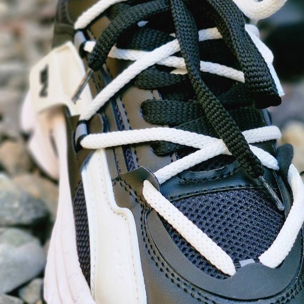 کتونی بوتگا سفید مشکی