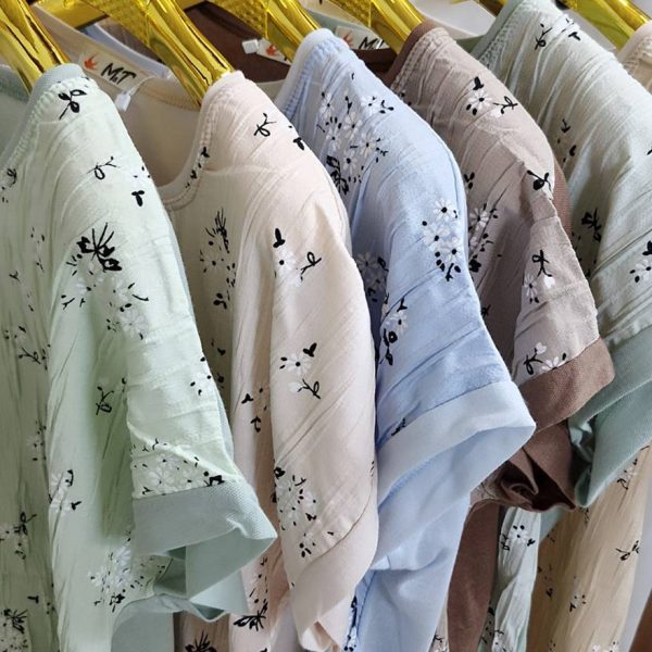 تیشرت گلدار پفکی