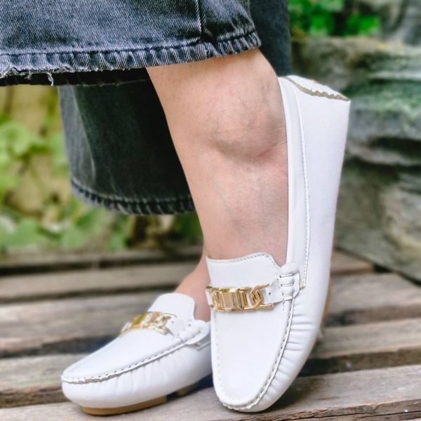 کالج سفید زنجیری -