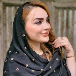 شال مشکی طلاکوب