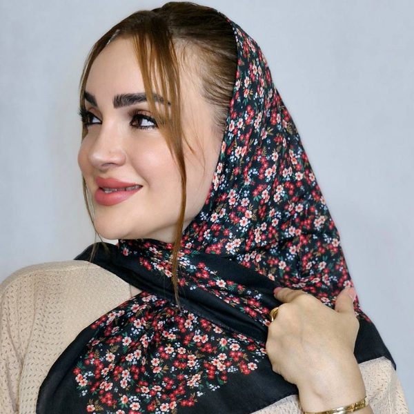 مینی اسکارف گل دار نخی - مانتو پاتریس رشت