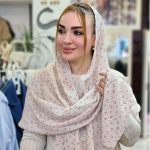 شال پلیسه گلدار