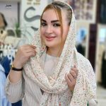 شال پلیسه گلدار