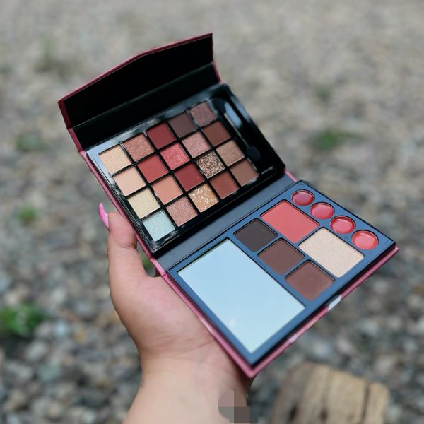 پالت سایه کوچک-رشت مانتو پاتریس