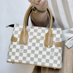 کیف چرم طرحدار - مانتو پاتریس رشت