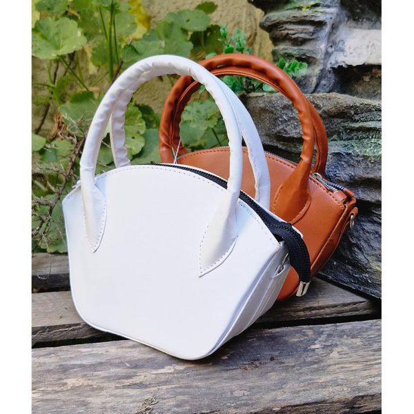 کیف هلالی چرم