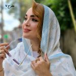 شال پلیسه آبی سفید