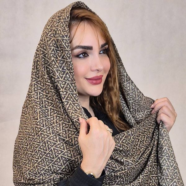 شال لمه مثلثی - مانتو پاتریس رشت