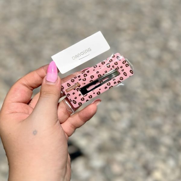 سنجاق پلنگی-رشت مانتو پاتریس