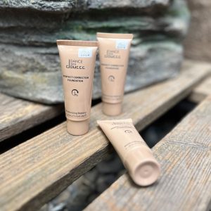 کرم پودر-رشت مانتو پاتریس