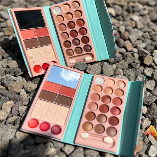 پالت سایه پری دریایی-رشت مانتو پاتریس