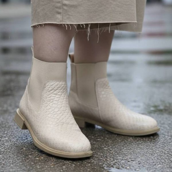 37000255-1 نیم بوت پوست ماری کرم - مانتو پاتریس رشت