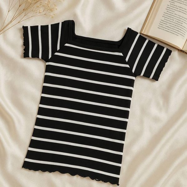 39100107-1 تیشرت فانریپ راه راه یقه خشتی -مانتو پاتریس رشت