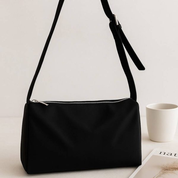 کیف دوشی برزنتی مشکی - مانتو پاتریس رشت