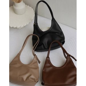 کیف دوشی بزرگ دانشجویی - مانتو پاتریس رشت