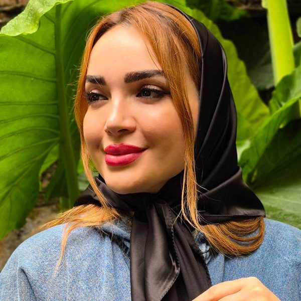 4600040-8 مینی اسکارف ساتن