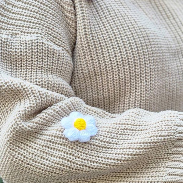 بلوز بافت کراپ بابونه - مانتو پاتریس رشت