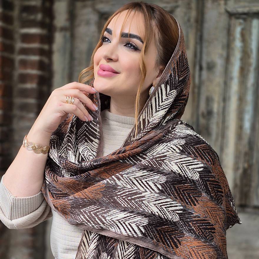شال کریشه طرح پر - مانتو پاتریس رشت