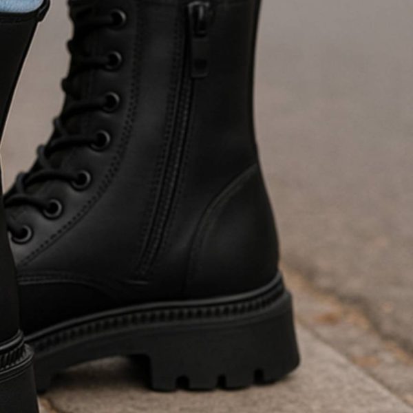 بوت مشکی دور کش کبریتی