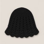 کلاه قلاب بافی ترند - مانتو پاتریس رشت