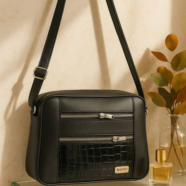 446001260 کیف دوشی 3 زیپ چرم مشکی - مانتو پاتریس رشت