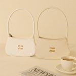 کیف دستی میو میو - مانتو پاتریس رشت