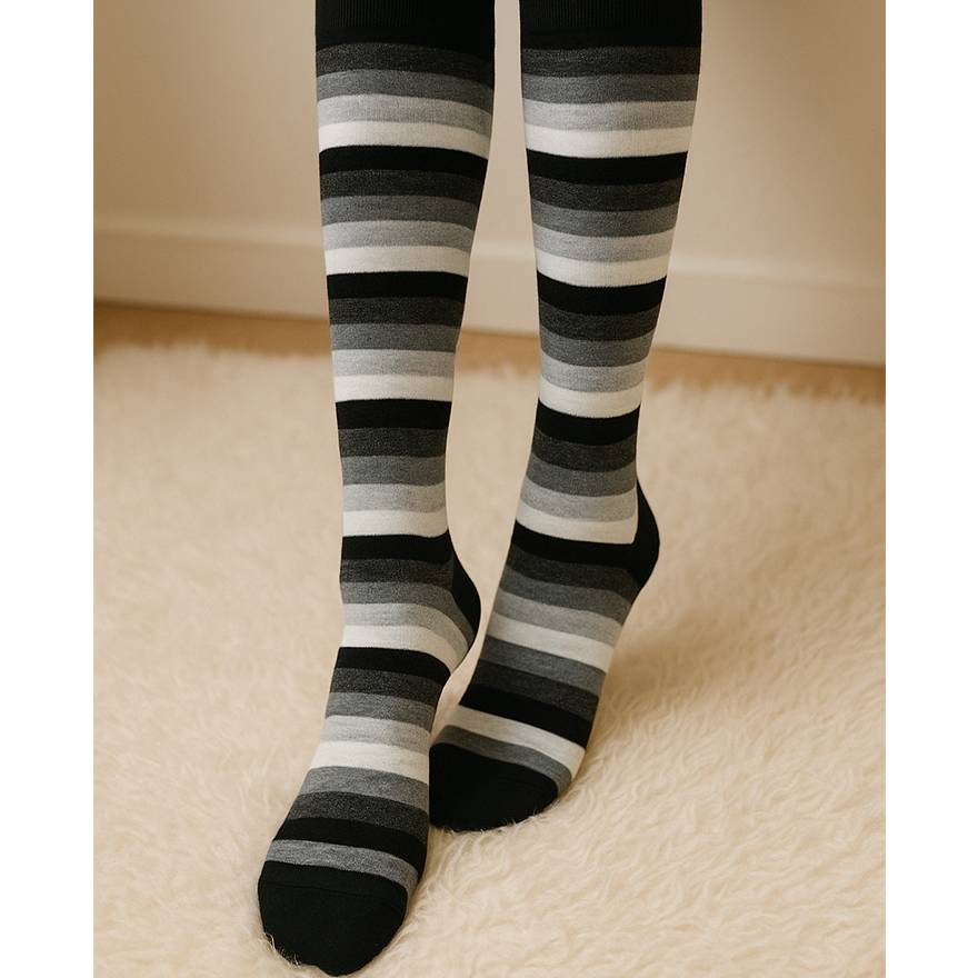 جوراب ساق بلند راه راه - مانتو پاتریس رشت