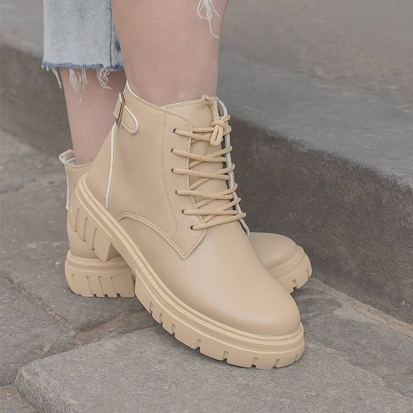 نیم بوت بغل سگک کرم - مانتو پاتریس رشت