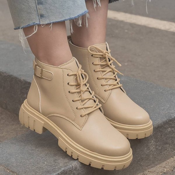 نیم بوت بغل سگک کرم - مانتو پاتریس رشت