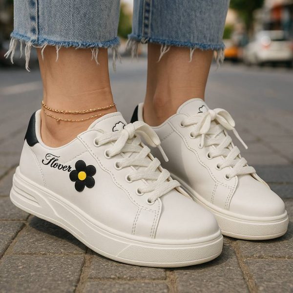 کتونی ونس سفید مشکی گلدار