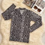 بلوز یقه هفت پلنگی - مانتو پاتریس رشت