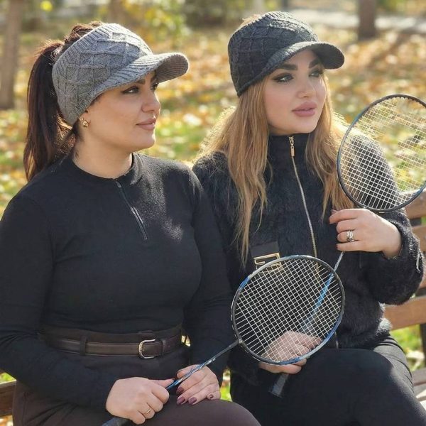 کلاه دم اسبی بافت - مانتو پاتریس رشت