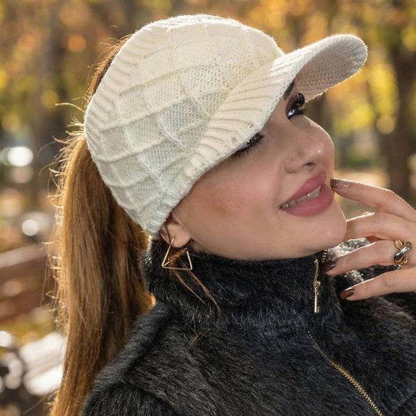 کلاه دم اسبی بافت - مانتو پاتریس رشت