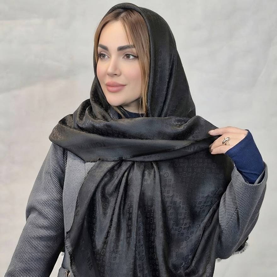 روسری ژاکارد مشکی طرحدار