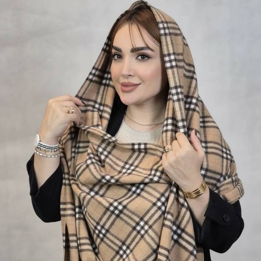 شال موهر چهارخونه کرم - مانتو پاتریس رشت