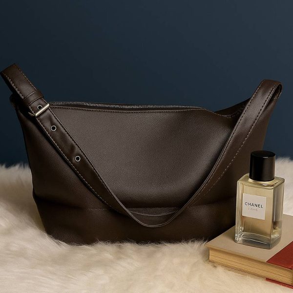 44800130-1 کیف دوشی بزرگ چرم - مانتو پاتریس رشت