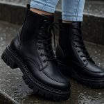 نیم بوت بغل کش مشکی