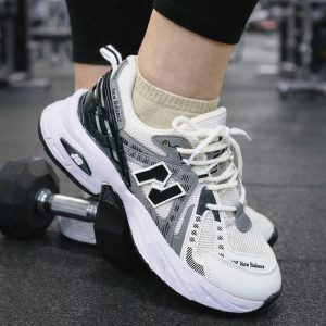 کتونی نیوبالانس سفید طوسی