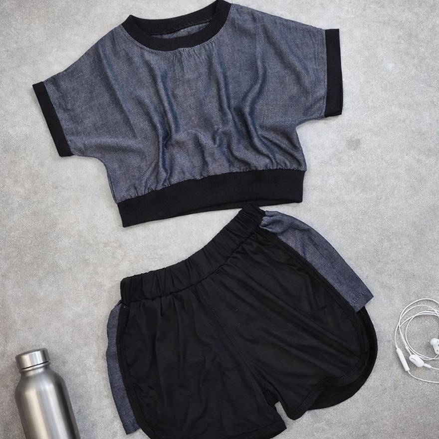 ست تیشرت شورتک طرح لی