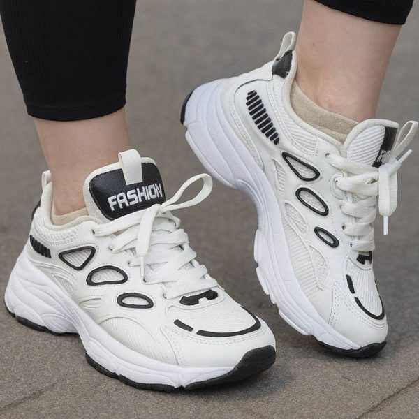 کتونی سفید لژ دار - مانتو پاتریس رشت