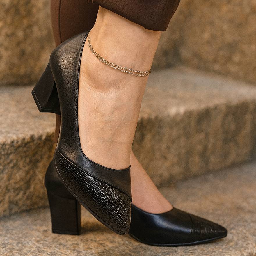 کفش پاشنه دار سنگی چرم مشکی