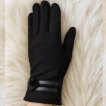 دستکش مشکی پوم دار - مانتو پاتریس رشت