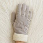 دستکش لبه خز -